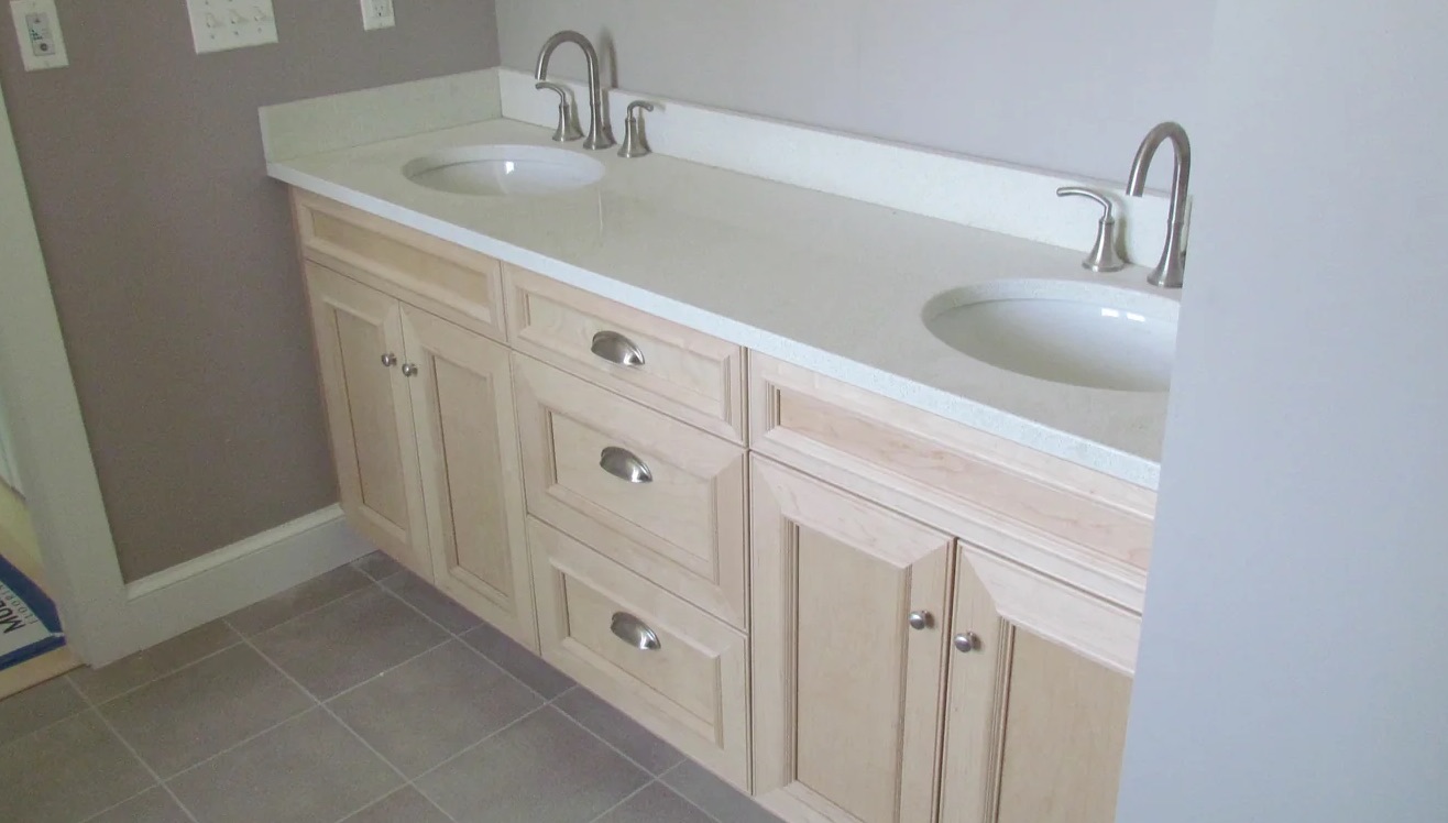 Bathroom Sink Overflow Cleanup in Jacksonville, FL